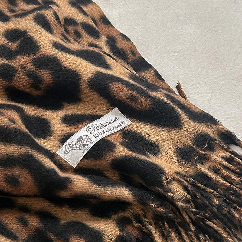 Gray Female Vintage Leopard Print Artificial Cashmere Scarf